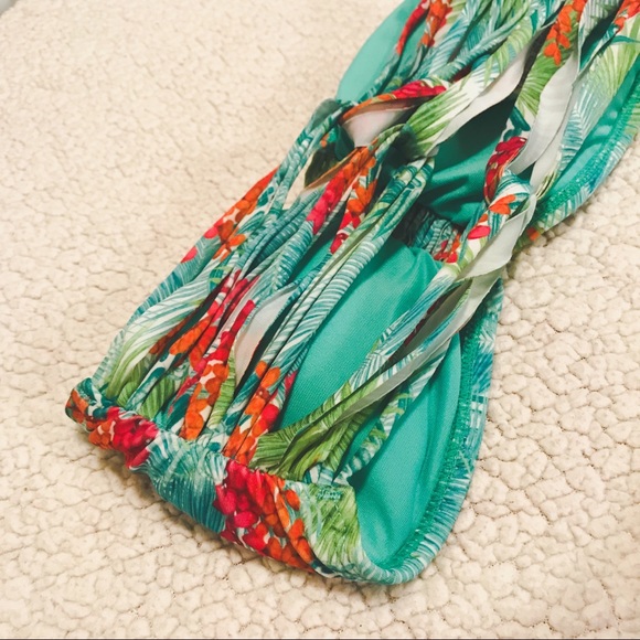 Forever 21 Palms Bikini - Picture 4 of 4